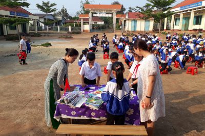 Ngày hội đọc sách của Trường Tiểu học-Hà Huy Tập .  Chào mừng ngày sách và văn hóa đọc 21/4